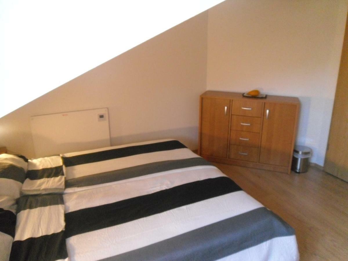 Gostilna Ulcar Hotel Ig Exterior foto